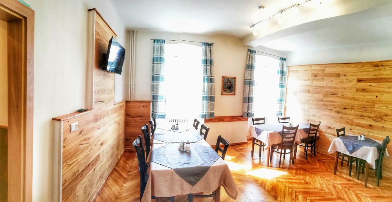 Familie Zuser Hotel Garni Mitterbach Exteriör bild