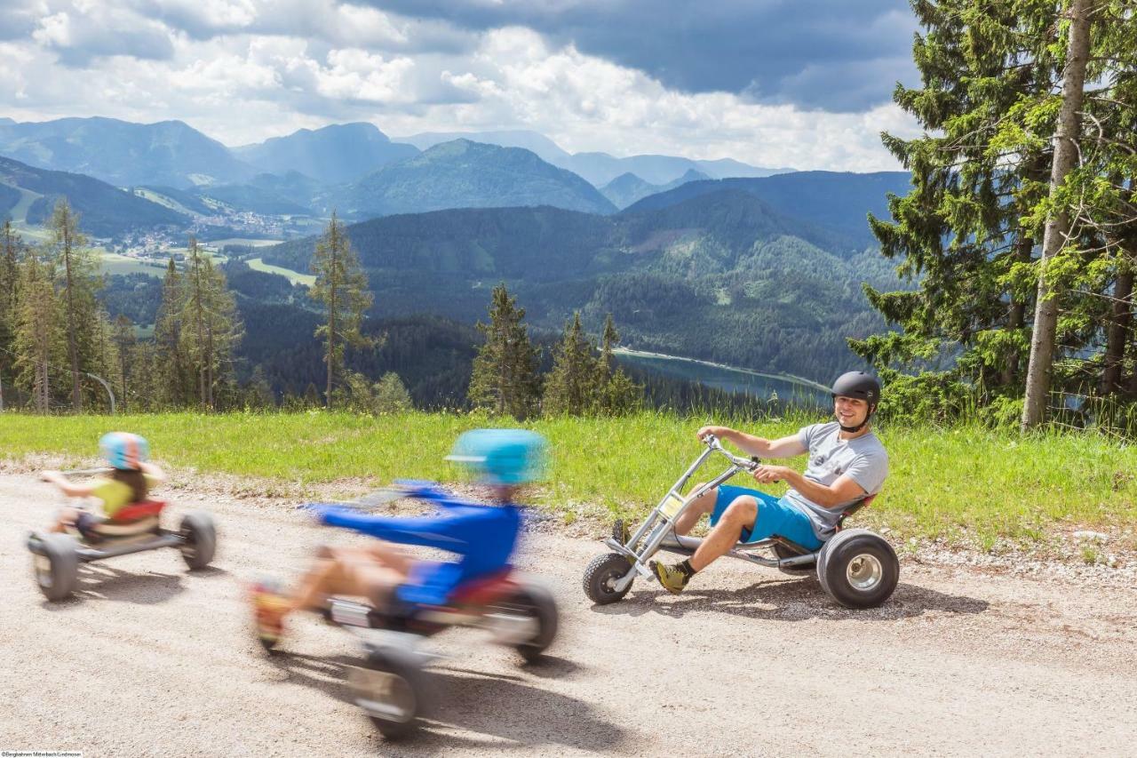 Familie Zuser Hotel Garni Mitterbach Exteriör bild
