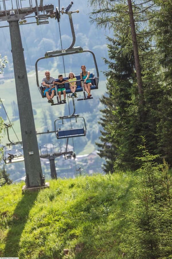 Familie Zuser Hotel Garni Mitterbach Exteriör bild